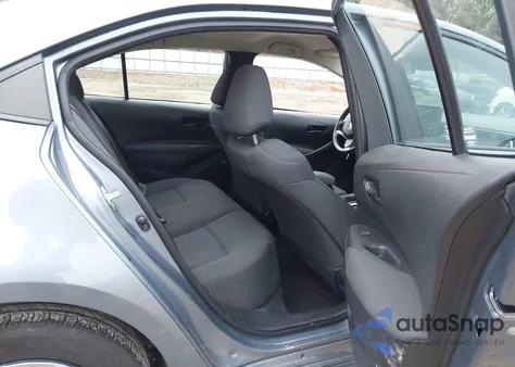 2022 Toyota Corolla Le z USA, uszkodzony, nr VIN 5YFEPMAE9NP368404